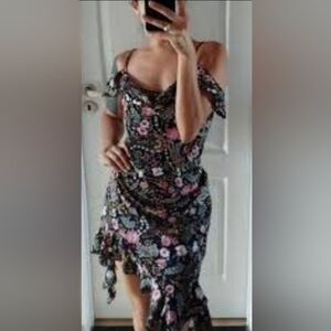 Forever 21 Size M Floral Black Cold-Shoulder Midi Dress